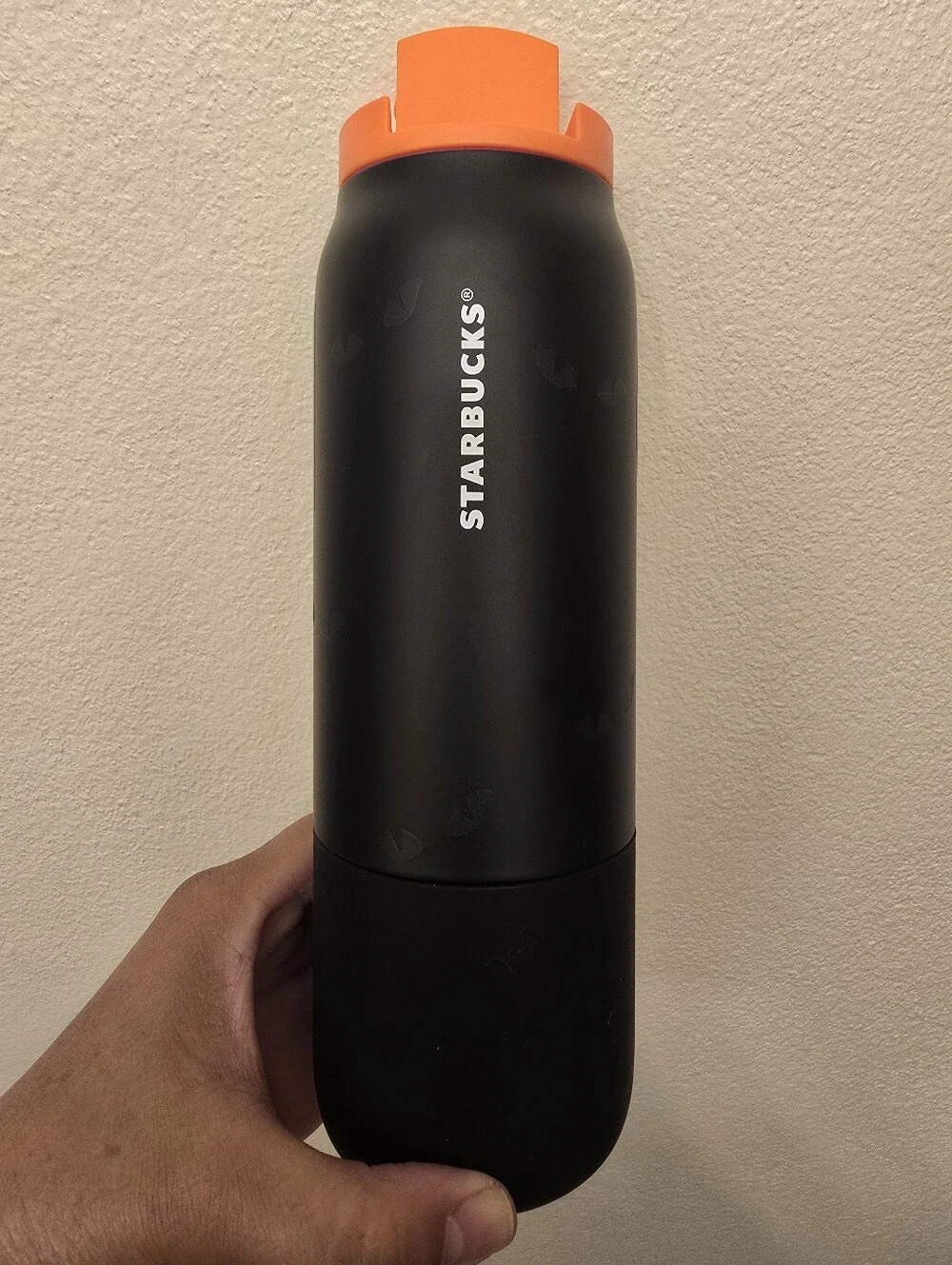 NWT Starbucks Halloween 2026 Glow In The Dark Vacuum Insulated Tumbler
